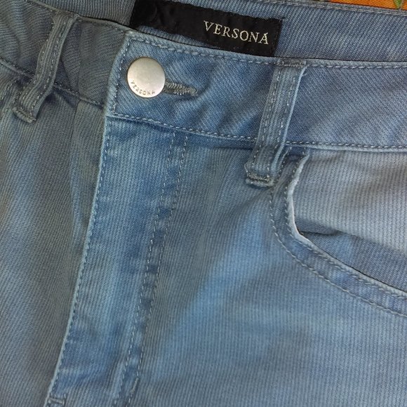 🏝️Versona Shorts Sz 8 / 28 Womens Bermuda Regular Rise Blue Textured w/ Pockets - Picture 3 of 6